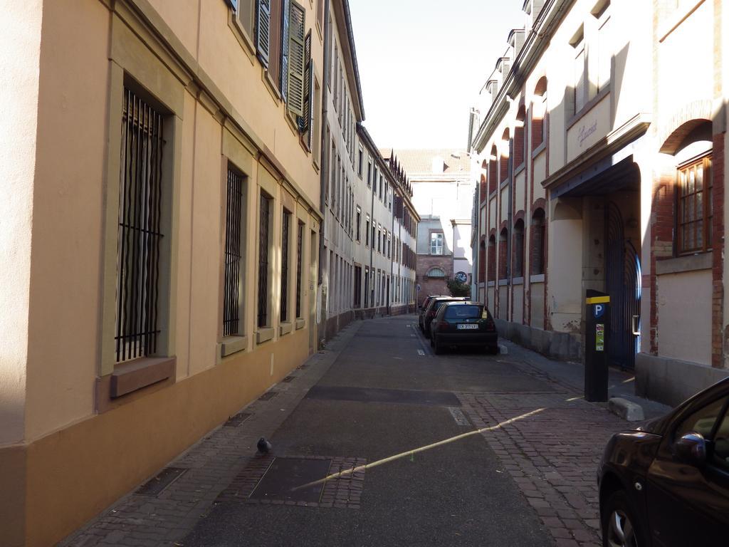 Charmant Studio A Strasbourg Apartment Ngoại thất bức ảnh